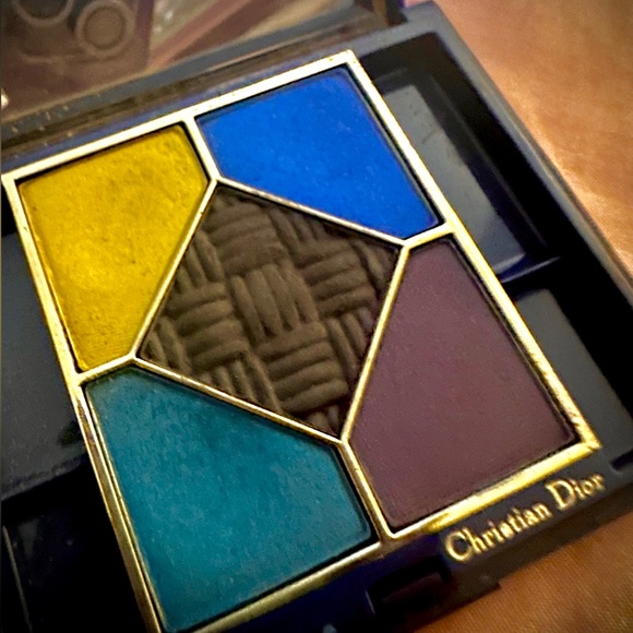 DIOR 1980’s Vintage 5 COULEURS EYESHADOW PALETTE 202 IMAGES (rare/barely used) - Picture 2 of 4